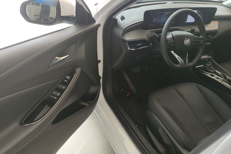 Used Buick Verano 2023 Pro Enjoyment Edition Driver Seat