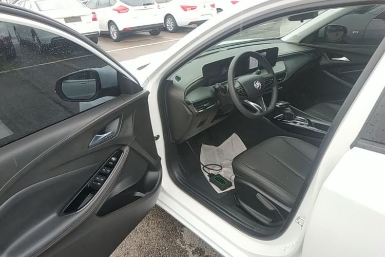 Used Buick Verano 2023 Pro Enjoyment Edition Driver Seat