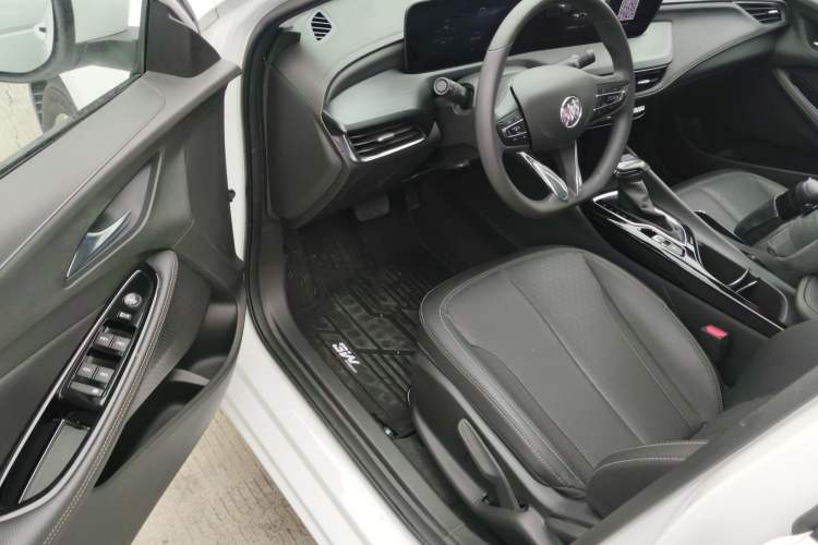 Used Buick Verano 2023 Pro Enjoyment Edition Driver Seat