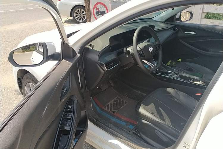 Used Buick Verano 2023 Pro Enjoyment Edition Driver Seat