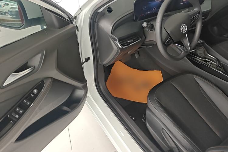 Used Buick Verano 2023 Pro Enjoyment Edition Driver Seat
