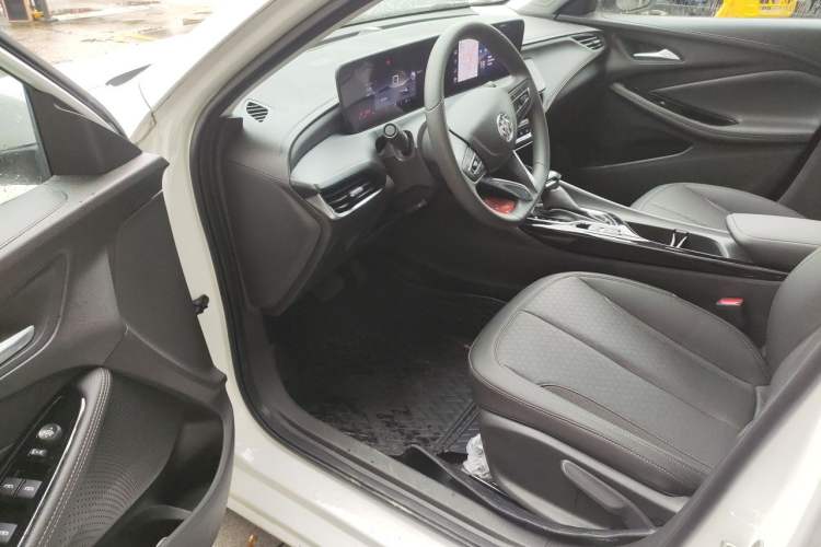 Used Buick Verano 2023 Pro Enjoyment Edition Driver Seat