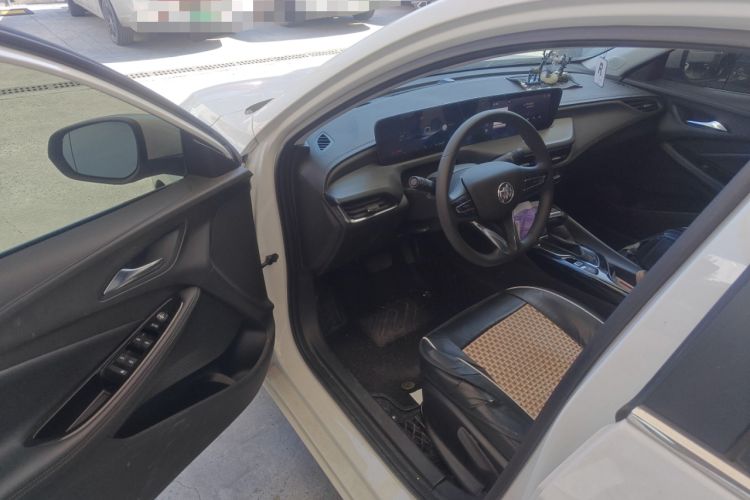 Used Buick Verano 2023 Pro Enjoyment Edition Driver Seat