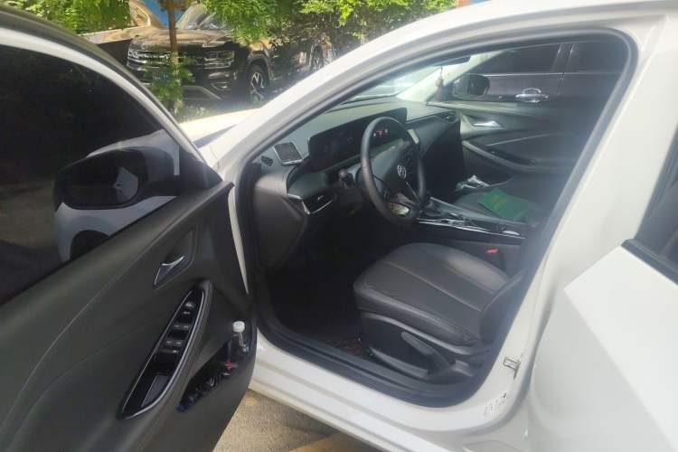 Used Buick Verano 2023 Pro Enjoyment Edition Driver Seat