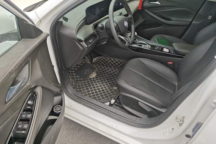 Used Buick Verano 2023 Pro Enjoyment Edition Driver Seat