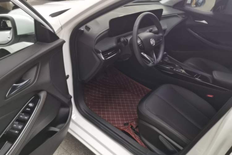 Used Buick Verano 2023 Pro Enjoyment Edition Driver Seat
