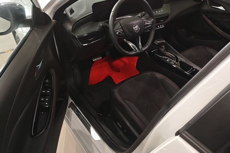 Used Buick Verano 2023 Pro GS Swift Edition Driver Seat
