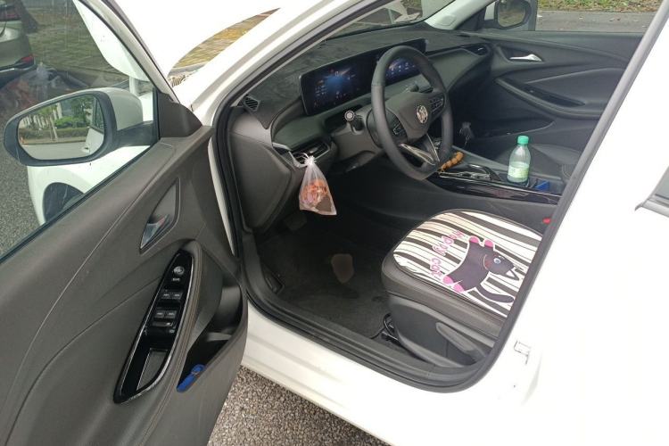 Used Buick Verano 2023 Pro Enjoyment Edition Driver Seat