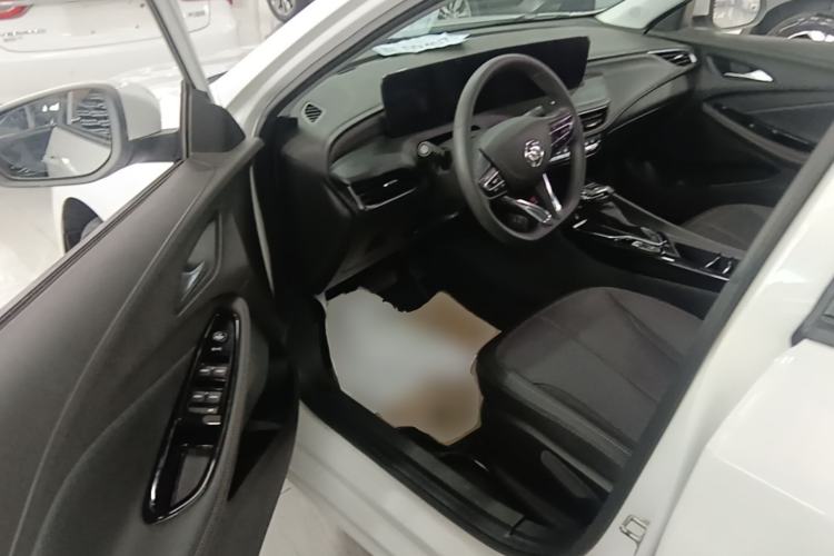 Used Buick Verano 2023 Pro Enjoyment Edition Driver Seat