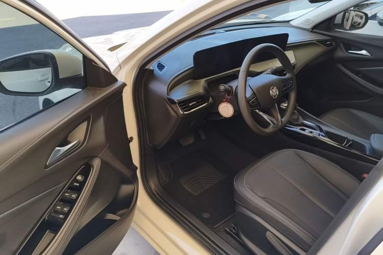 Used Buick Verano 2023 Pro Enjoyment Edition Driver Seat