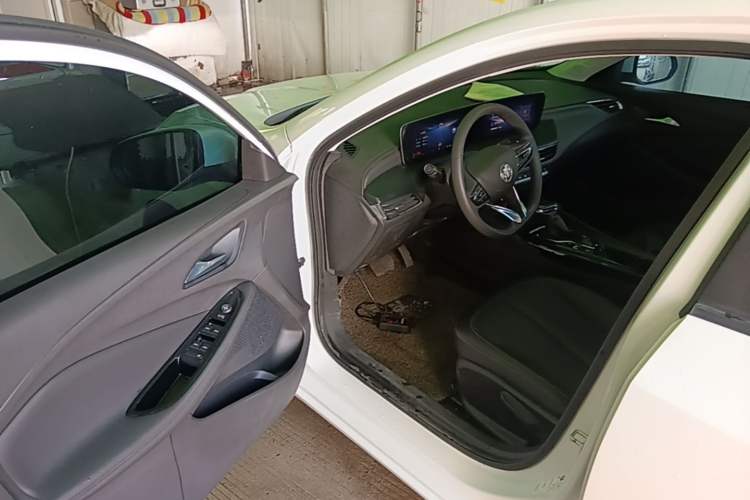 Used Buick Verano 2023 Pro Enjoyment Edition Driver Seat
