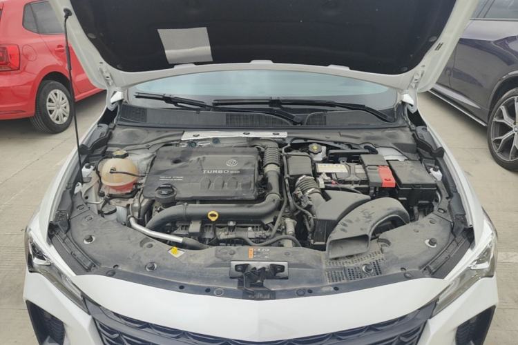 Used Buick Verano 2023 Pro GS Hunter Wind Edition Engine Bay