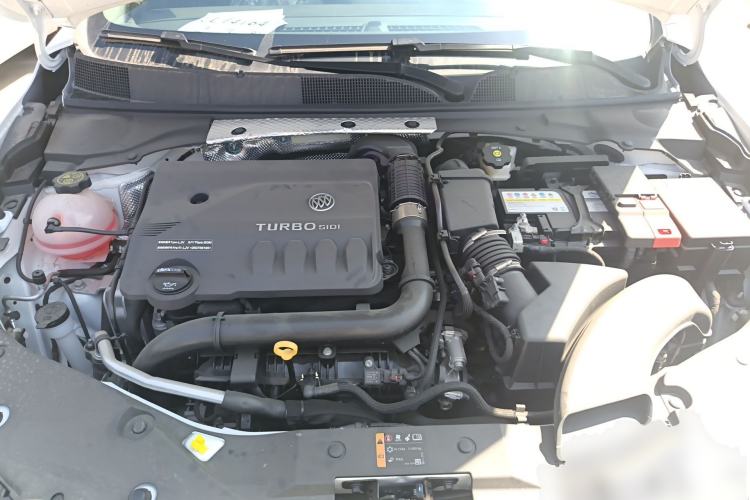 Used Buick Verano 2023 Pro GS Hunter Wind Edition Engine Bay