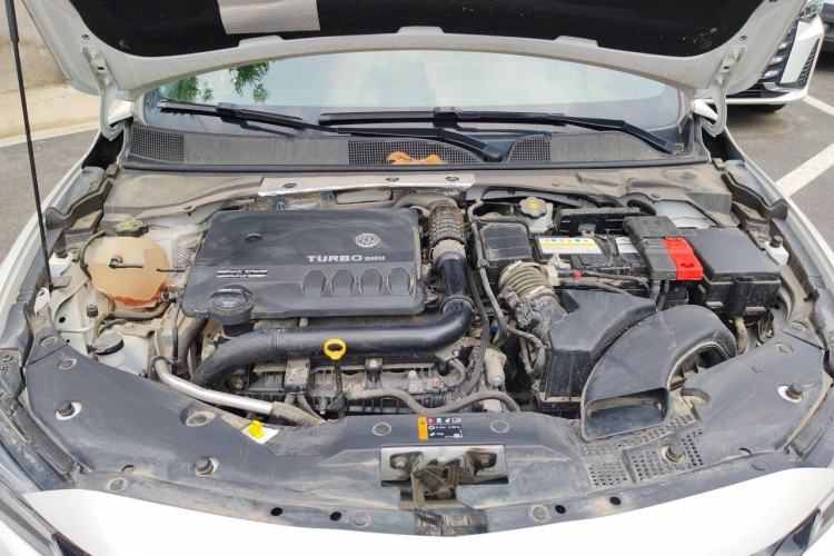 Used Buick Verano 2023 Pro GS Swift Edition Engine Bay