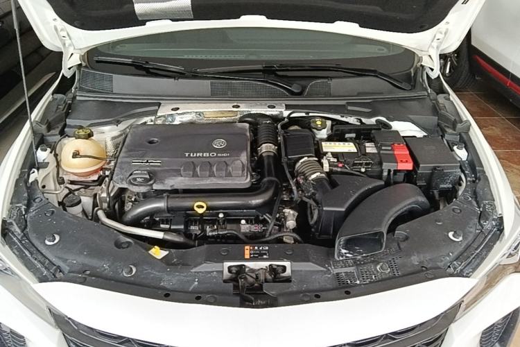Used Buick Verano 2023 Pro GS Hunter Wind Edition Engine Bay