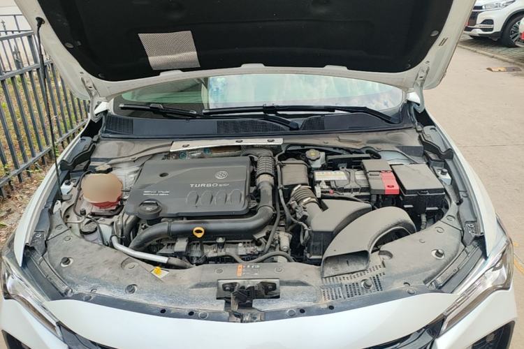Used Buick Verano 2023 Pro GS Swift Edition Engine Bay