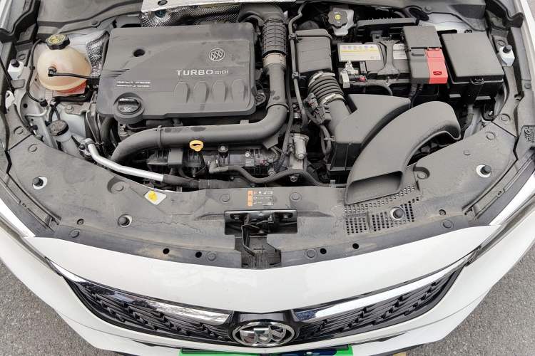 Used Buick Verano 2023 Pro Enjoyment Edition Engine Bay