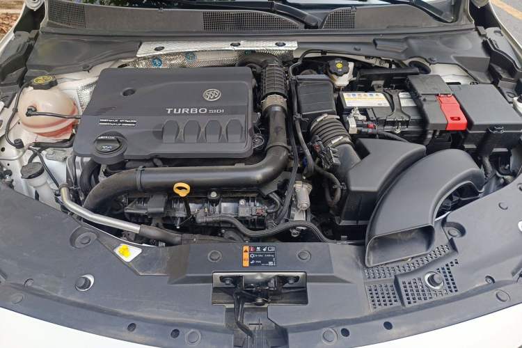 Used Buick Verano 2023 Pro Enjoyment Edition Engine Bay