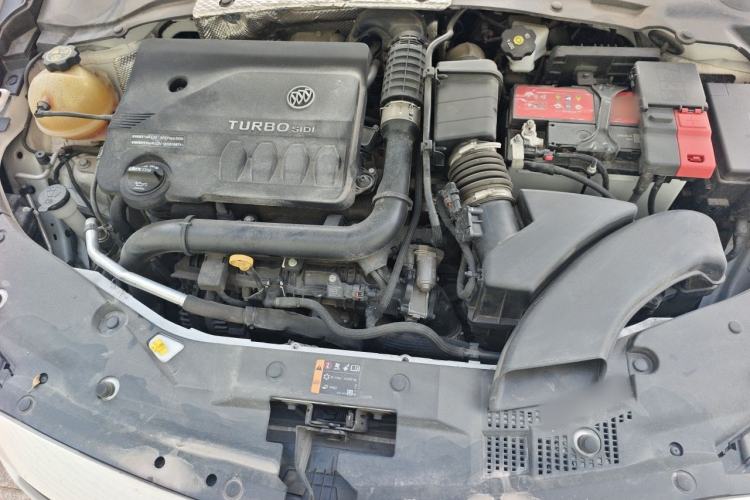 Used Buick Verano 2023 Pro GS Hunter Wind Edition Engine Bay