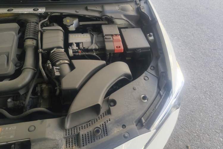 Used Buick Verano 2023 Pro Le Yi Edition Engine Bay Left