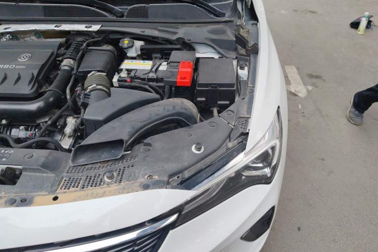 Used Buick Verano 2023 Pro Enjoyment Edition Engine Bay Left