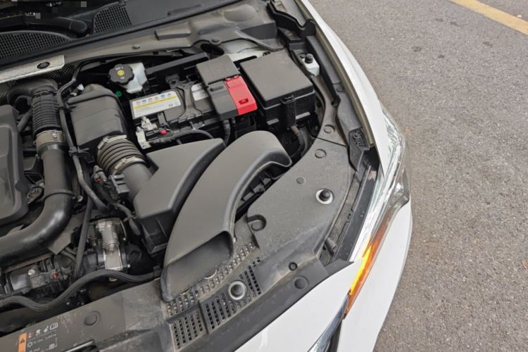 Used Buick Verano 2023 Pro Enjoyment Edition Engine Bay Left
