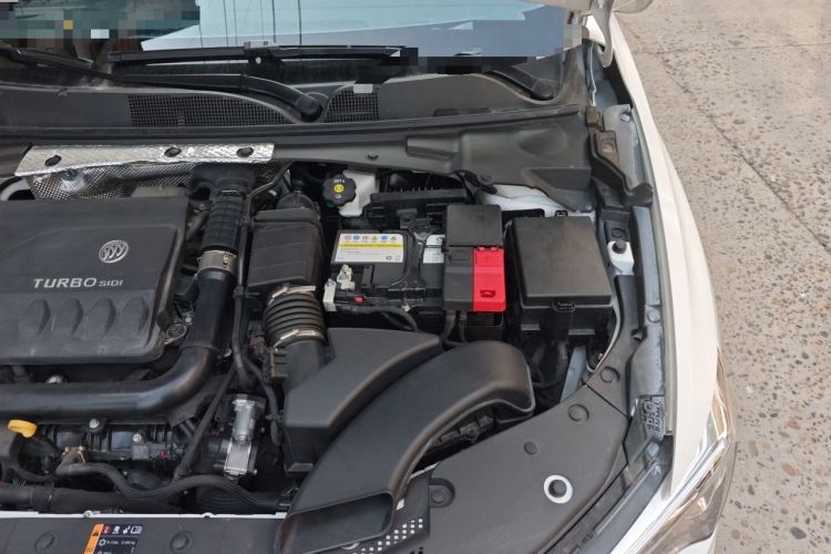 Used Buick Verano 2023 Pro Enjoyment Edition Engine Bay Left