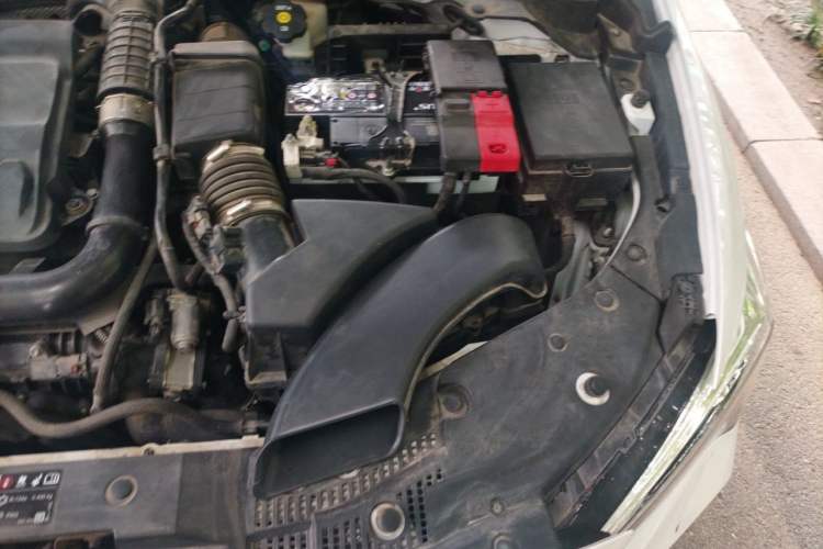 Used Buick Verano 2023 Pro GS Hunter Wind Edition Engine Bay Left