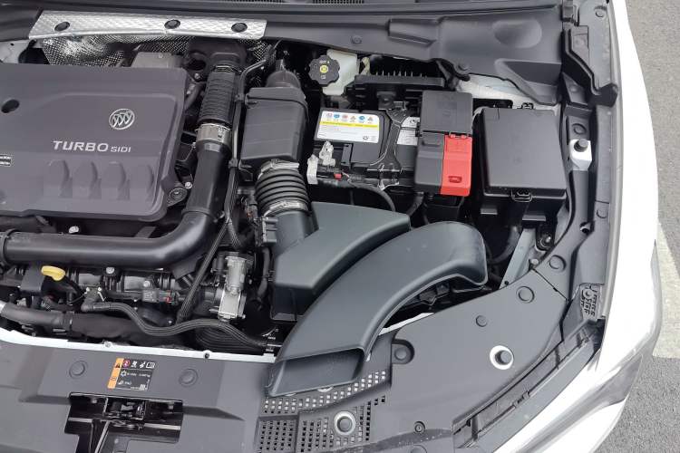 Used Buick Verano 2023 Pro Enjoyment Edition Engine Bay Left