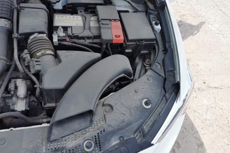 Used Buick Verano 2023 Pro Enjoyment Edition Engine Bay Left