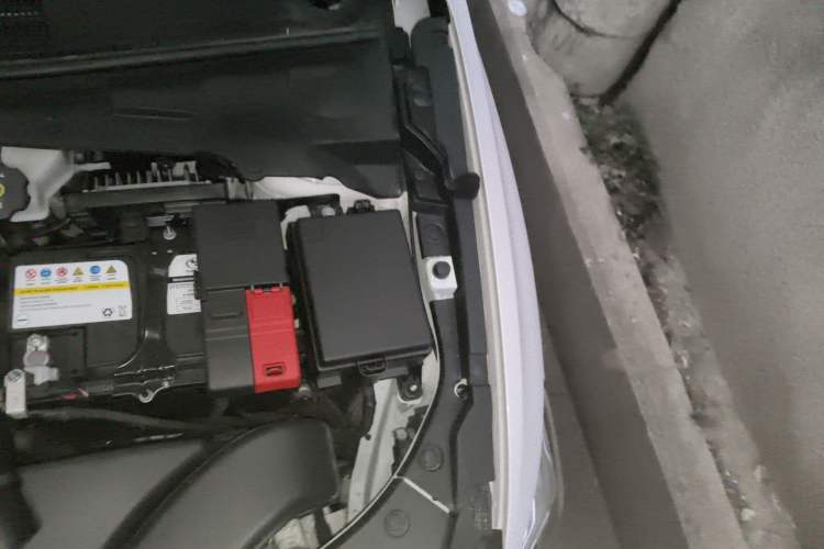 Used Buick Verano 2023 Pro Enjoyment Edition Engine Bay Left