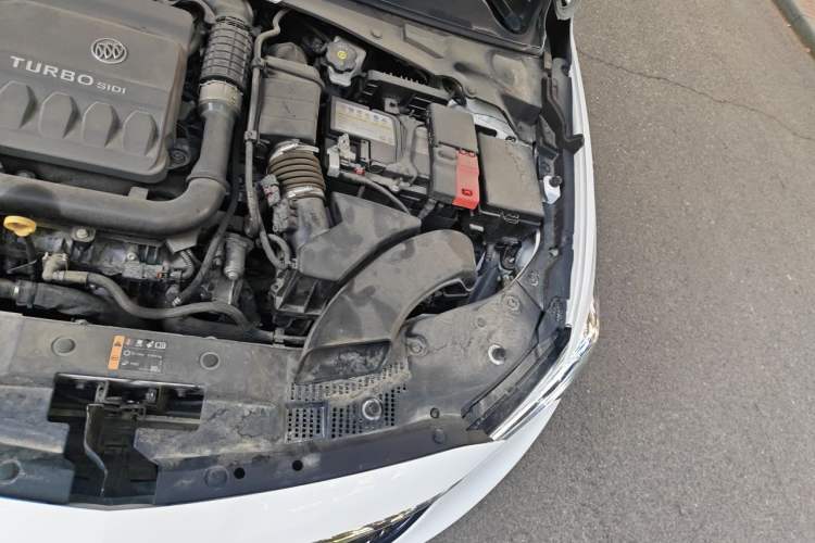 Used Buick Verano 2023 Pro Enjoyment Edition Engine Bay Left