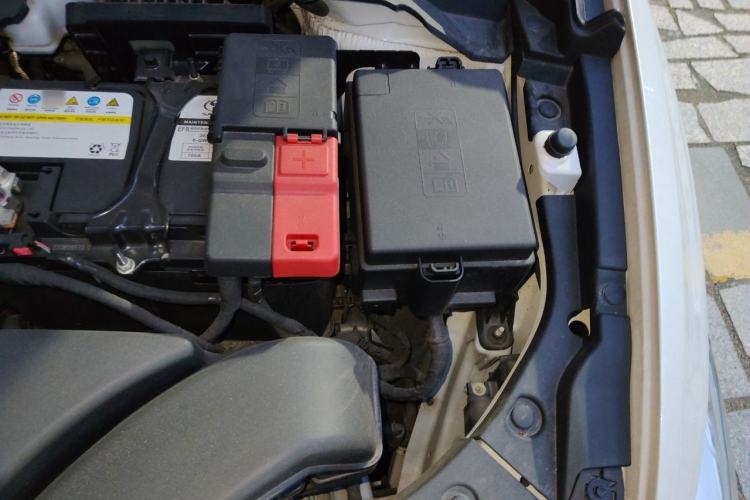 Used Buick Verano 2023 Pro GS Hunter Wind Edition Engine Bay Left