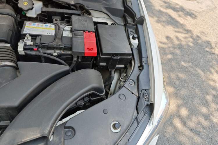 Used Buick Verano 2023 Pro Enjoyment Edition Engine Bay Left