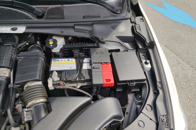 Used Buick Verano 2023 Pro Enjoyment Edition Engine Bay Left
