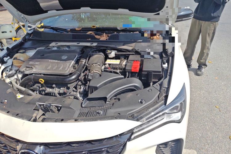 Used Buick Verano 2023 Pro GS Swift Edition Engine Bay Left