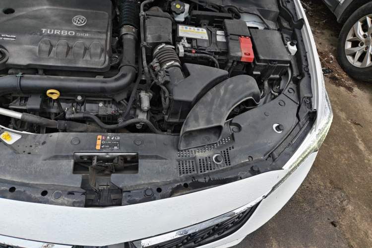 Used Buick Verano 2023 Pro Enjoyment Edition Engine Bay Left