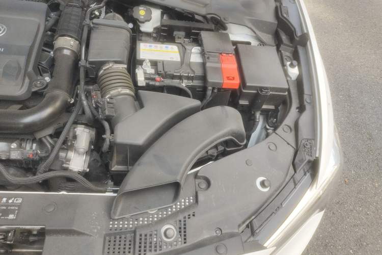 Used Buick Verano 2023 Pro Enjoyment Edition Engine Bay Left