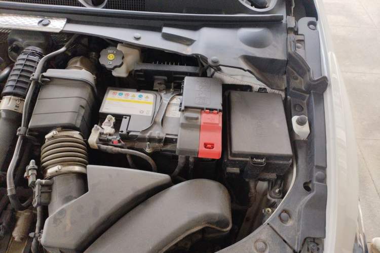 Used Buick Verano 2023 Pro Enjoyment Edition Engine Bay Left