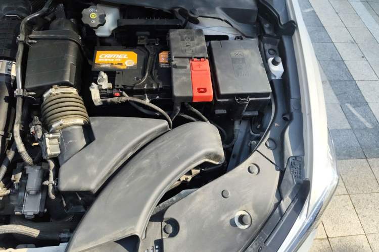 Used Buick Verano 2023 Pro Enjoyment Edition Engine Bay Left