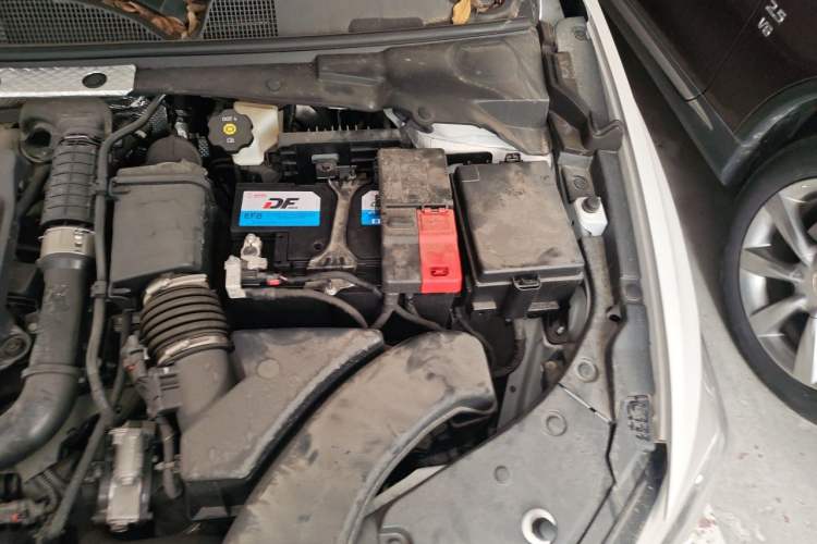 Used Buick Verano 2023 Pro Enjoyment Edition Engine Bay Left
