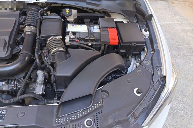 Used Buick Verano 2023 Pro Enjoyment Edition Engine Bay Left