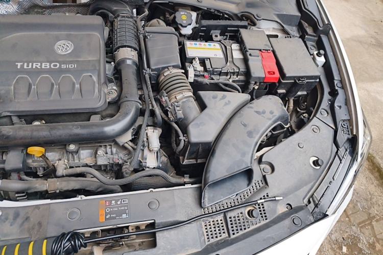 Used Buick Verano 2023 Pro GS Swift Edition Engine Bay Left