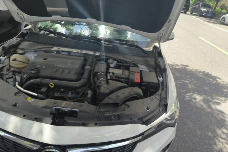 Used Buick Verano 2023 Pro Enjoyment Edition Engine Bay Left