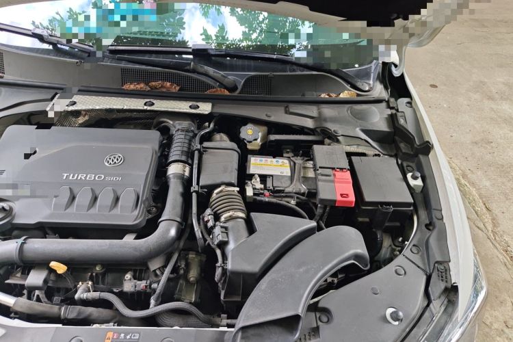 Used Buick Verano 2023 Pro GS Swift Edition Engine Bay Left