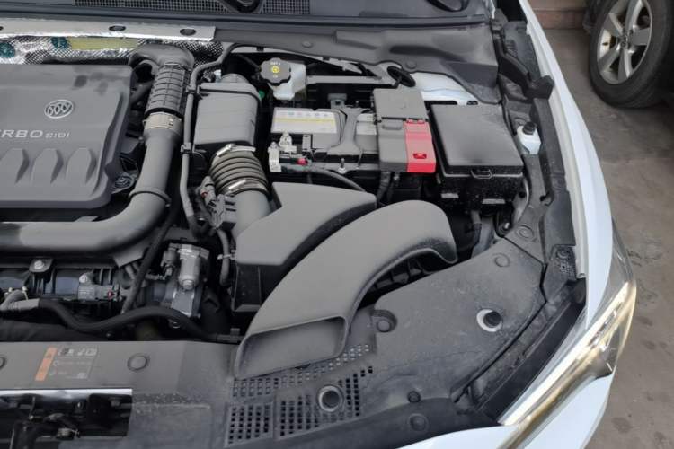 Used Buick Verano 2023 Pro Enjoyment Edition Engine Bay Left