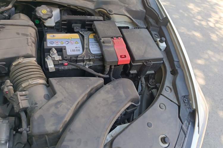Used Buick Verano 2023 Pro Enjoyment Edition Engine Bay Left