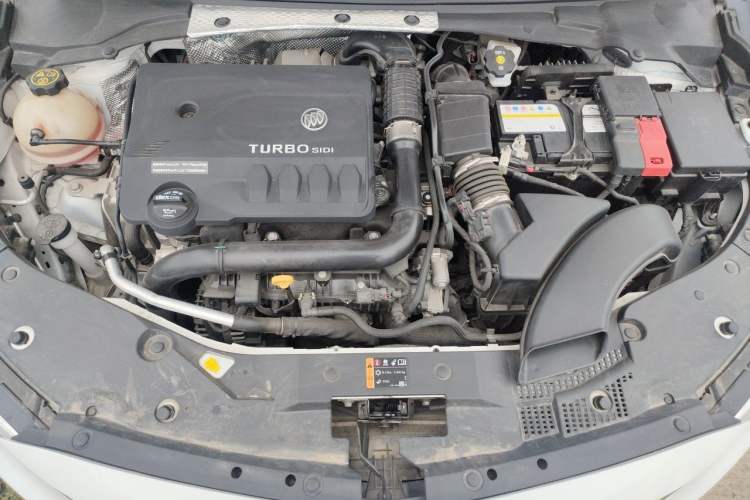 Used Buick Verano 2023 Pro Enjoyment Edition Engine Bay