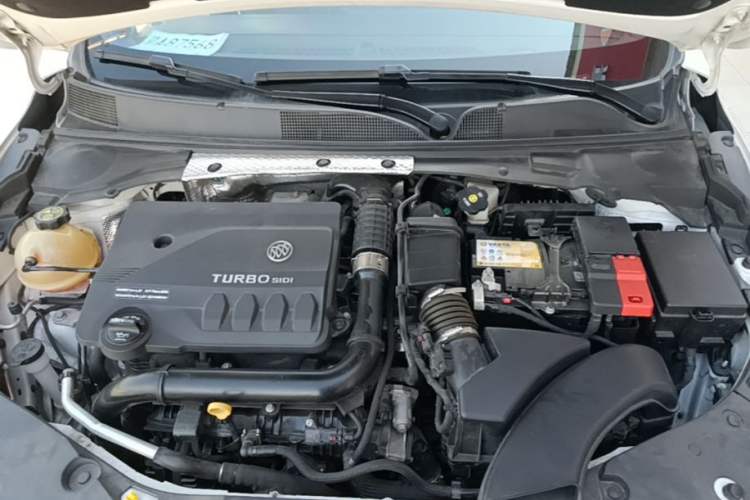 Used Buick Verano 2023 Pro GS Hunter Wind Edition Engine Bay