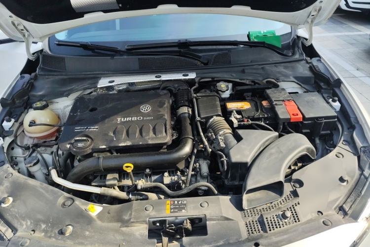 Used Buick Verano 2023 Pro Enjoyment Edition Engine Bay